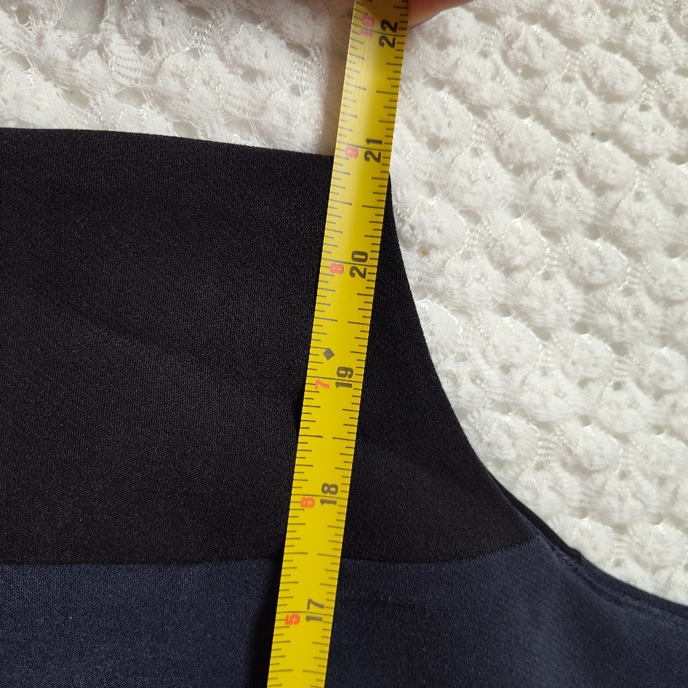 Ann Taylor Top Blouse Casual Peplum Sleeveless Round Neck Black 14 Petite - Picture 9 of 11